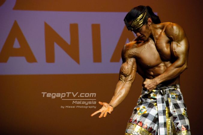 Ade Rai as Guest Poser